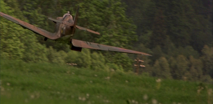 DARKBLU__0006_Layer 6